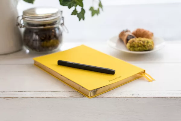 Food journaling to track diet, symptoms and digestions for health, well being and performance.